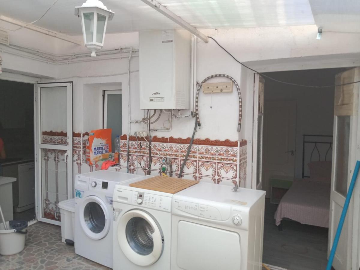 Habitación privada Tarragona con cocina salón y terraza piso compartido Exterior foto