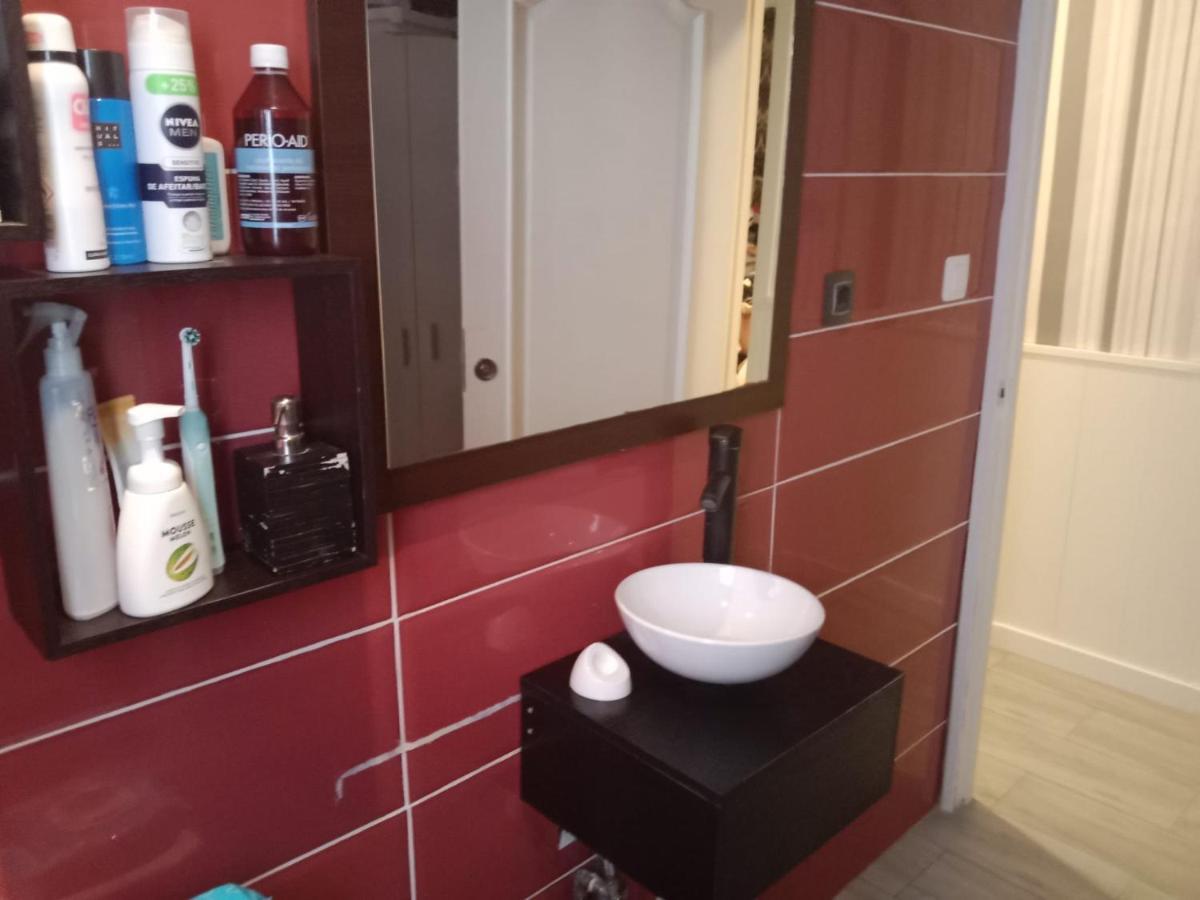 Habitación privada Tarragona con cocina salón y terraza piso compartido Exterior foto