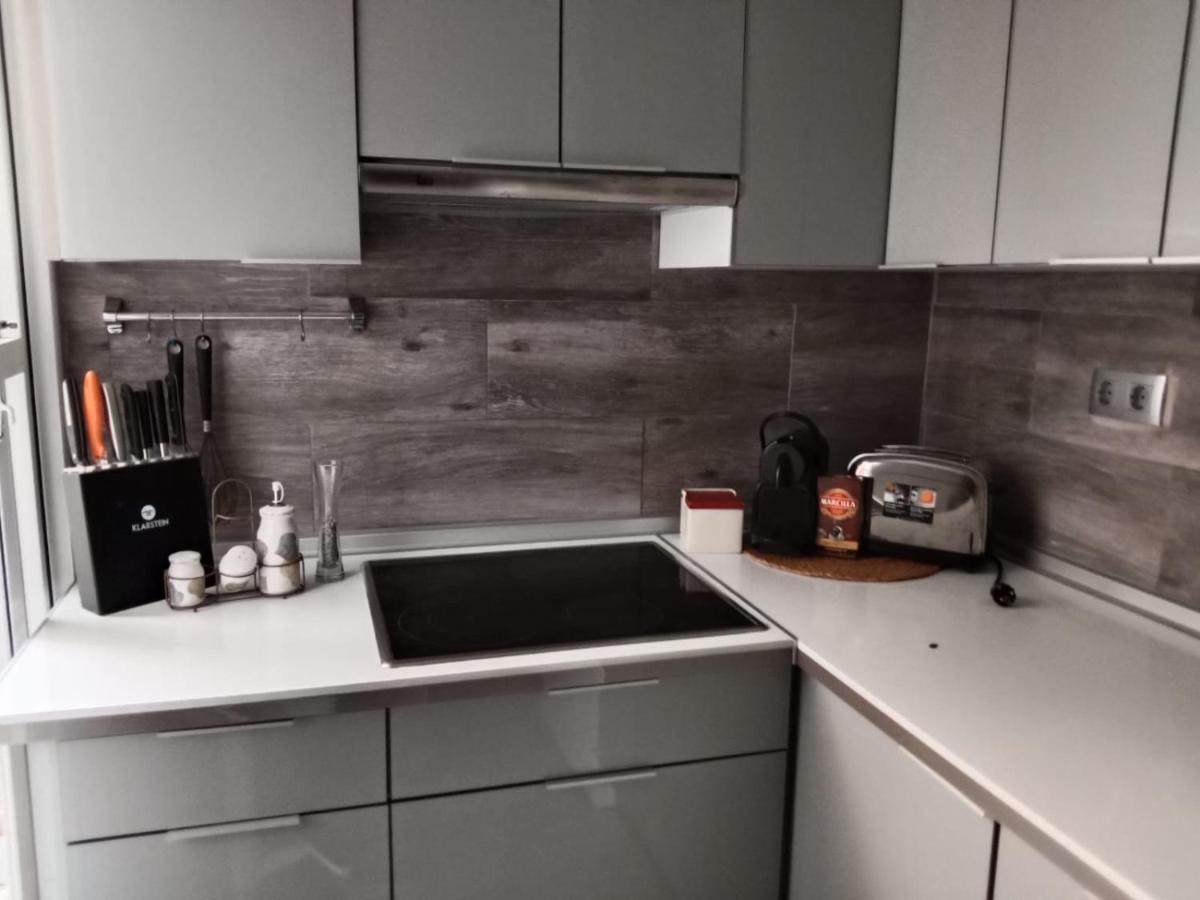 Habitación privada Tarragona con cocina salón y terraza piso compartido Exterior foto