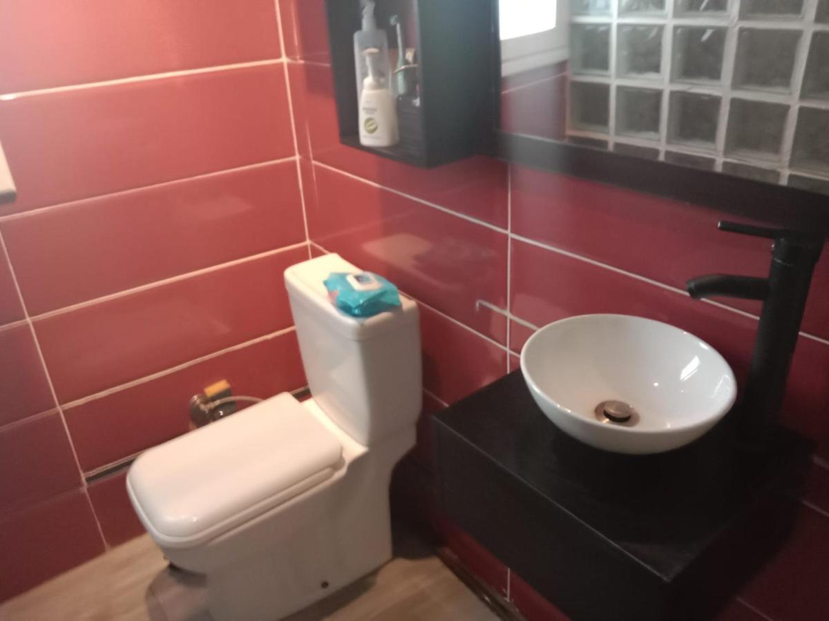 Habitación privada Tarragona con cocina salón y terraza piso compartido Exterior foto