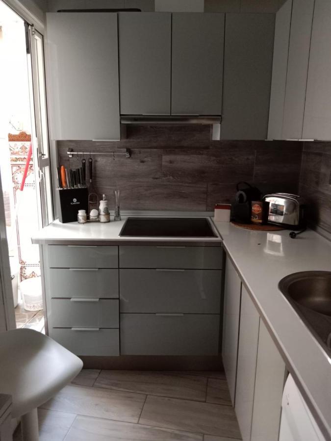 Habitación privada Tarragona con cocina salón y terraza piso compartido Exterior foto